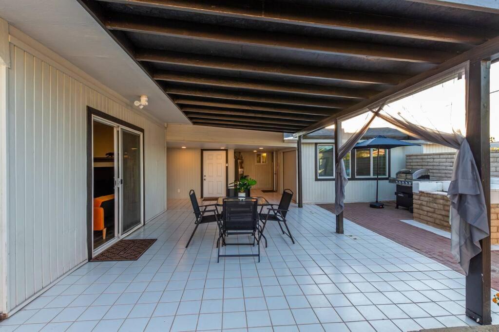 New Stylish Midtown With One Bedroom Phoenix Ngoại thất bức ảnh